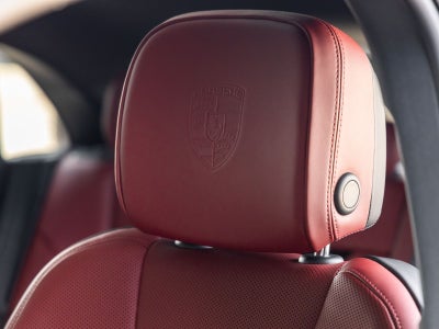 2025 Porsche Macan Macan