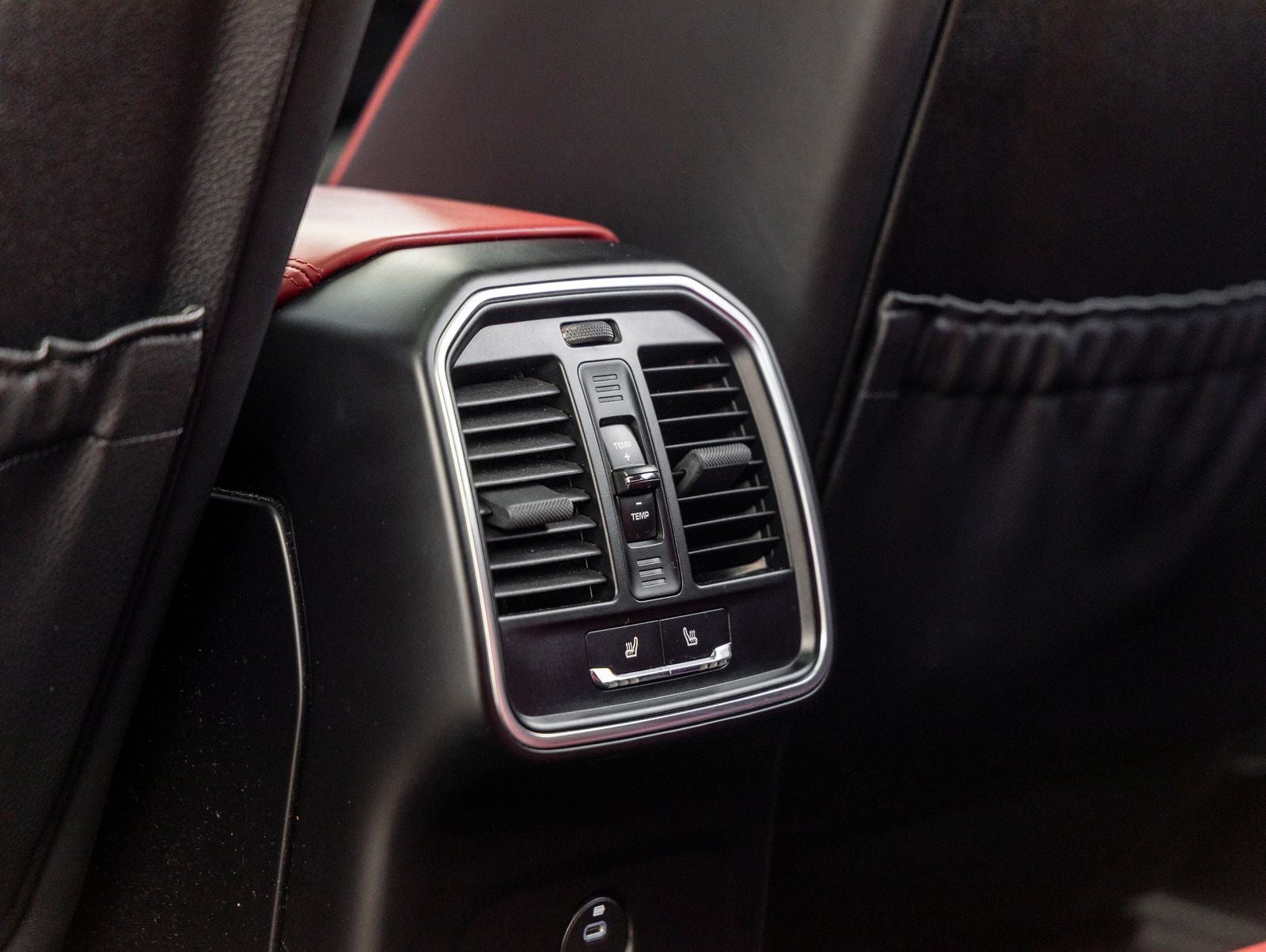 2020 Porsche Macan Macan