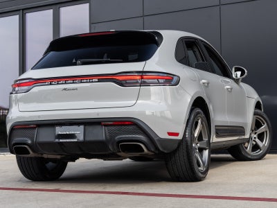 2023 Porsche Macan Macan (MY23)