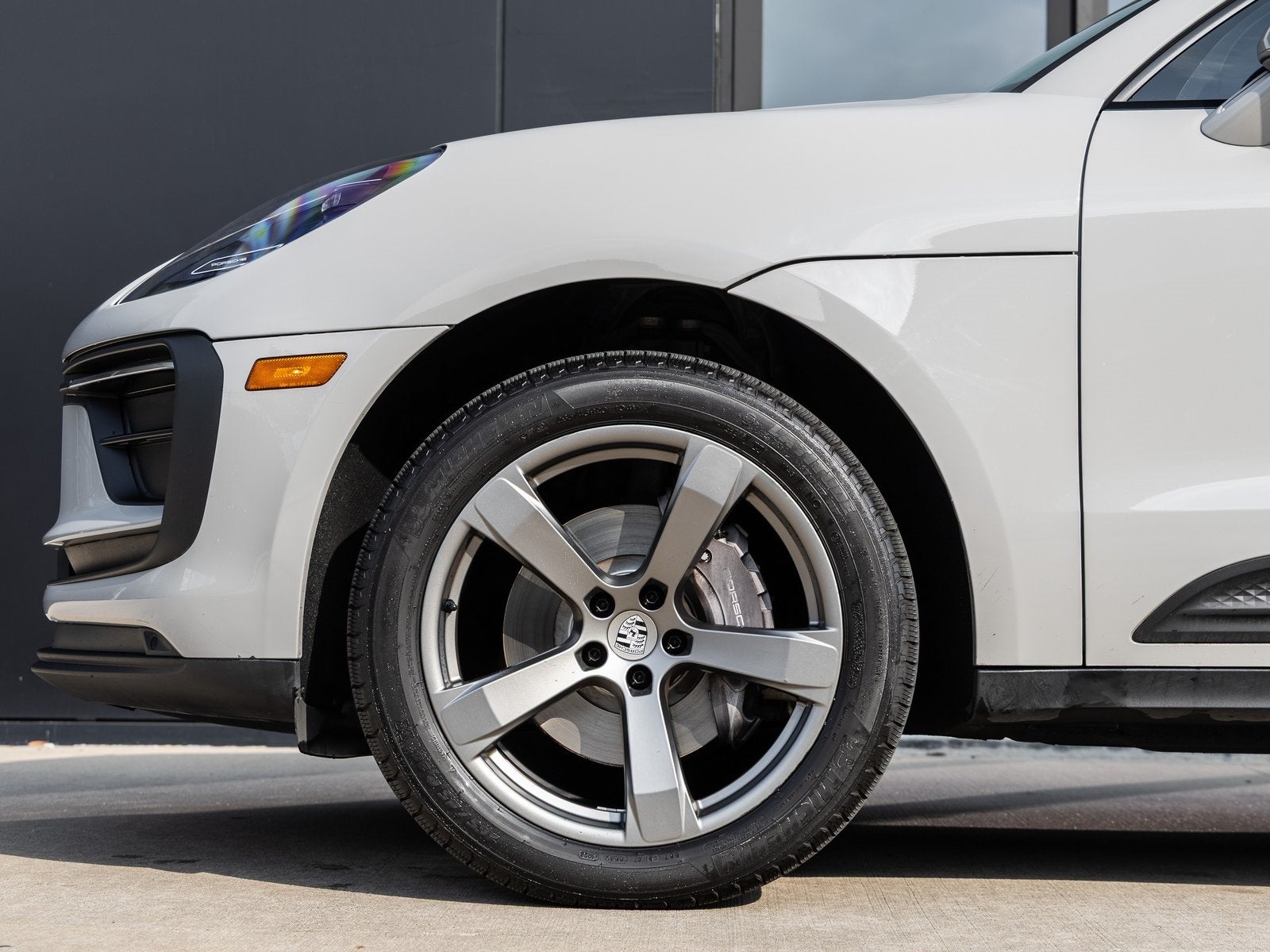 2023 Porsche Macan Macan (MY23)