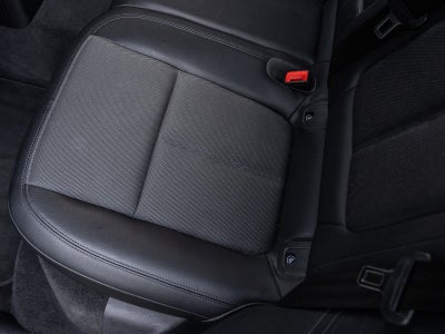 2023 Porsche Macan Macan (MY23)