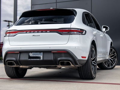 2023 Porsche Macan AWD