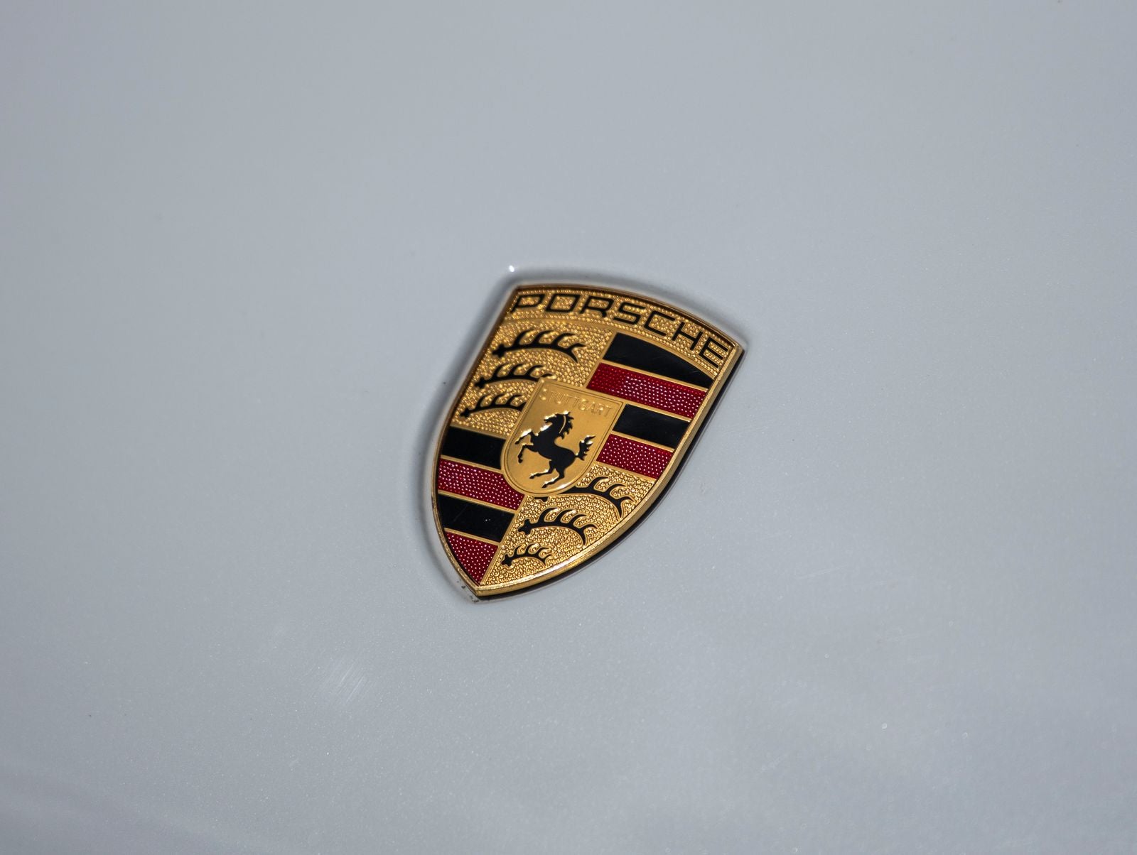 2023 Porsche Macan AWD