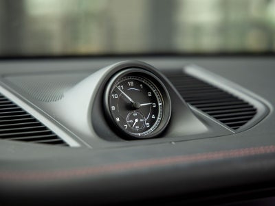 2023 Porsche Macan AWD