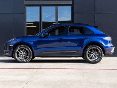 2026 Porsche Macan AWD