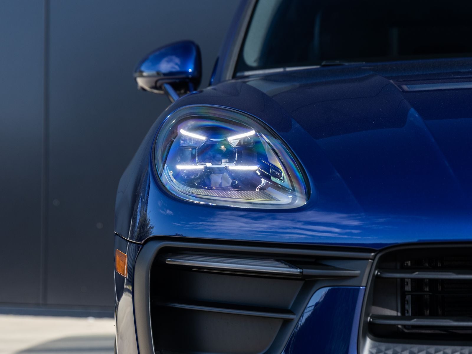2026 Porsche Macan AWD