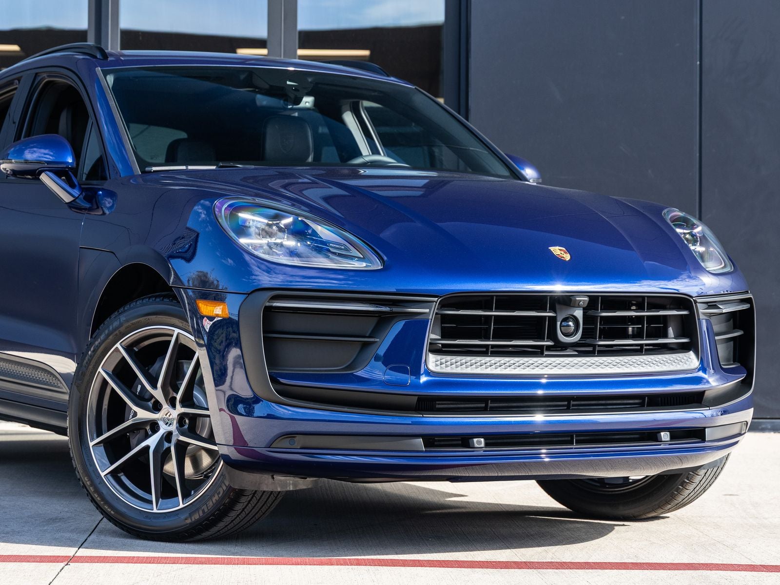 2026 Porsche Macan AWD