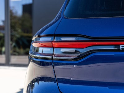 2026 Porsche Macan Macan