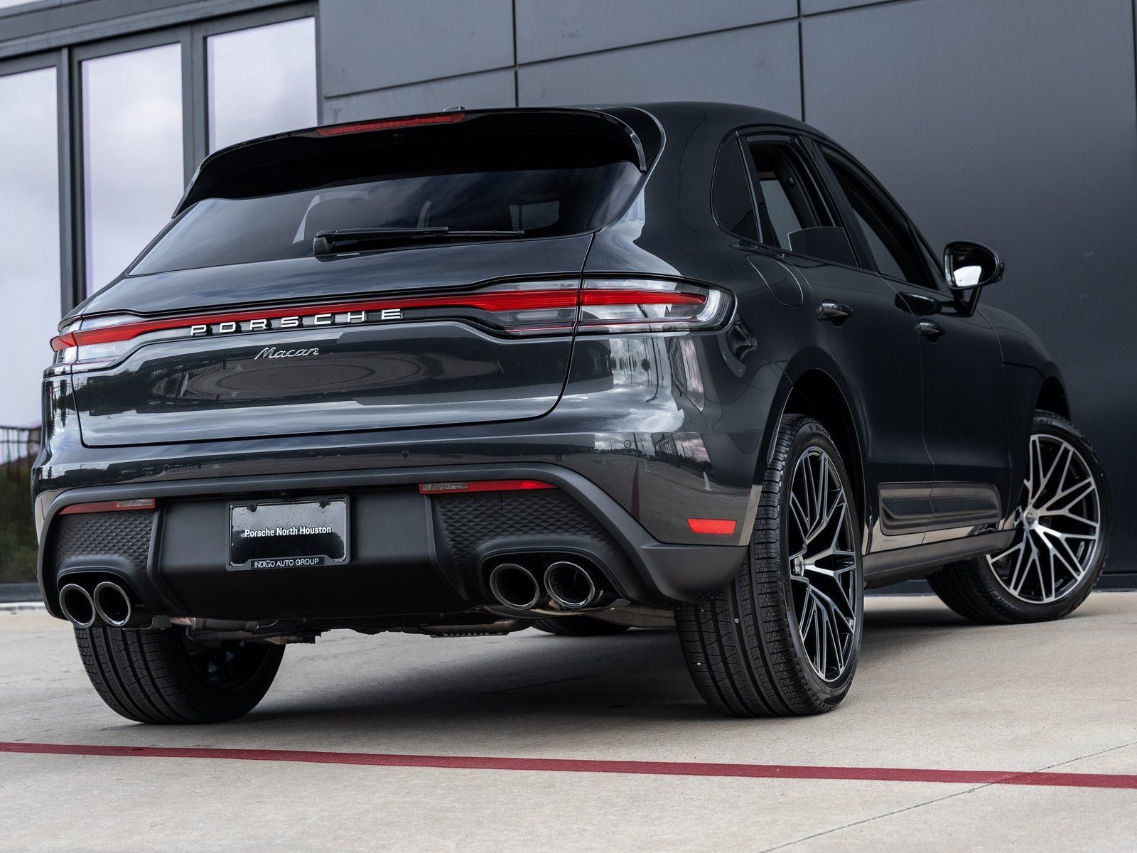 2026 Porsche Macan AWD