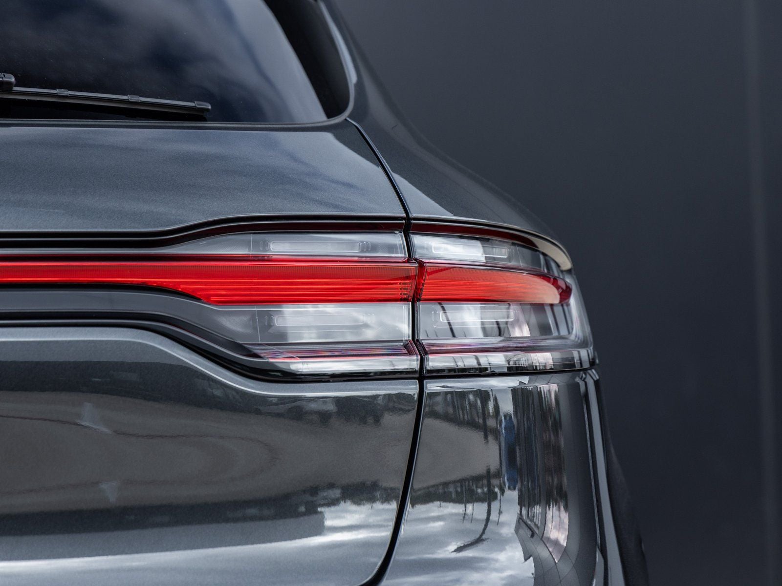 2026 Porsche Macan AWD
