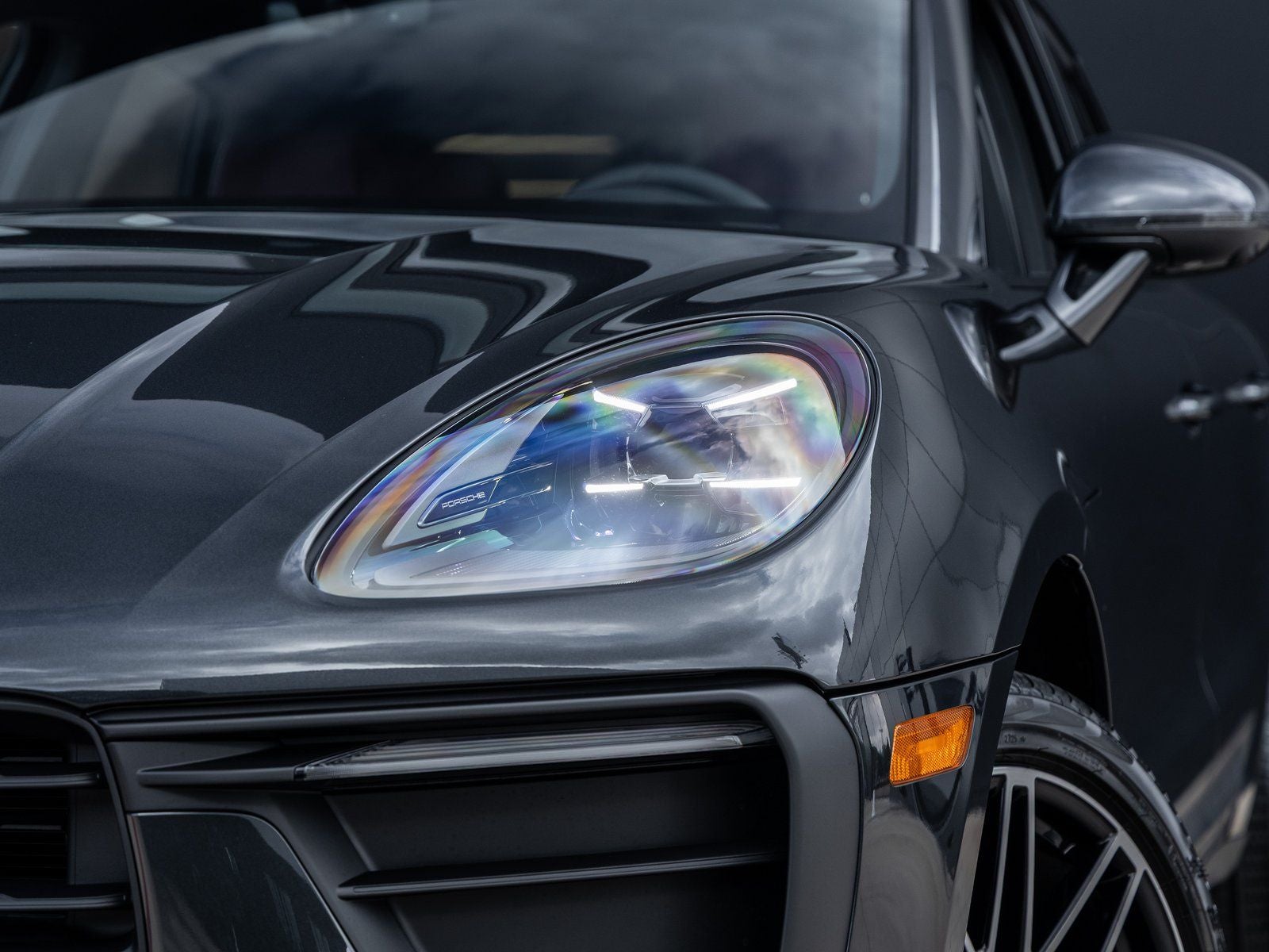 2026 Porsche Macan AWD