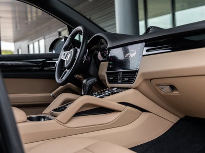 2023 Porsche Cayenne Cayenne