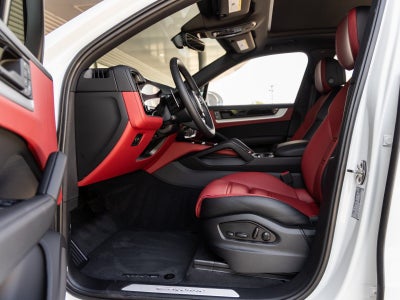 2025 Porsche Cayenne Cayenne