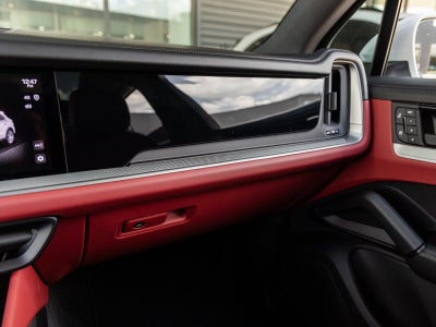2025 Porsche Cayenne Cayenne