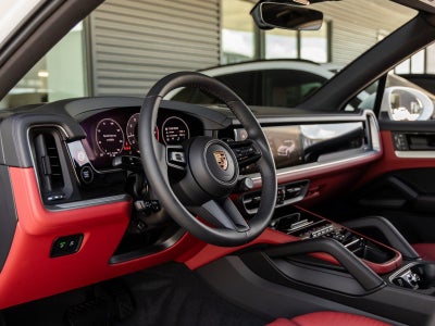 2025 Porsche Cayenne Cayenne