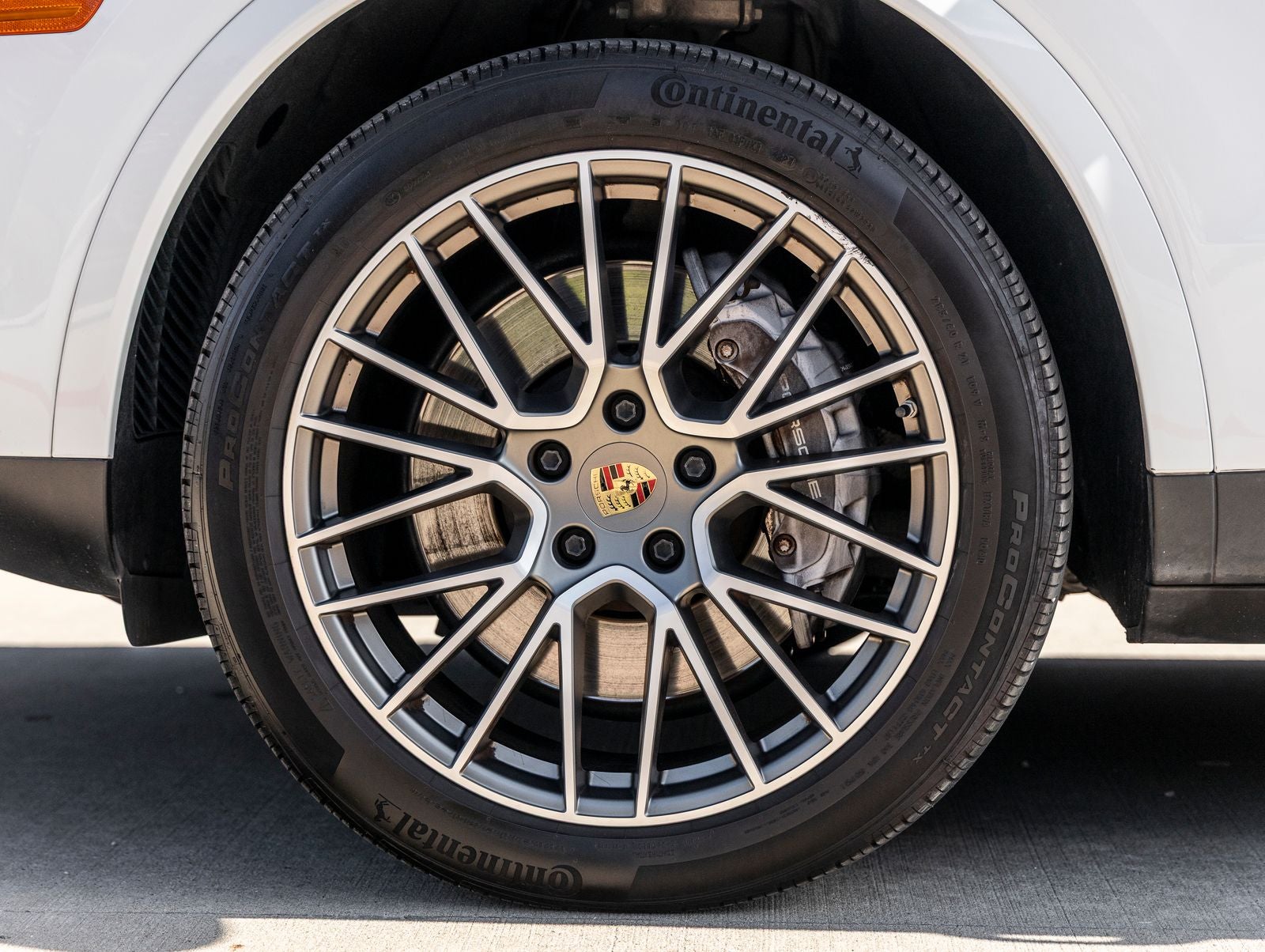 2023 Porsche Cayenne Cayenne Platinum Edition (MY23)