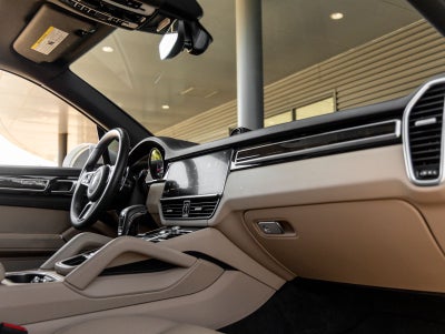 2023 Porsche Cayenne Cayenne Platinum Edition (MY23)