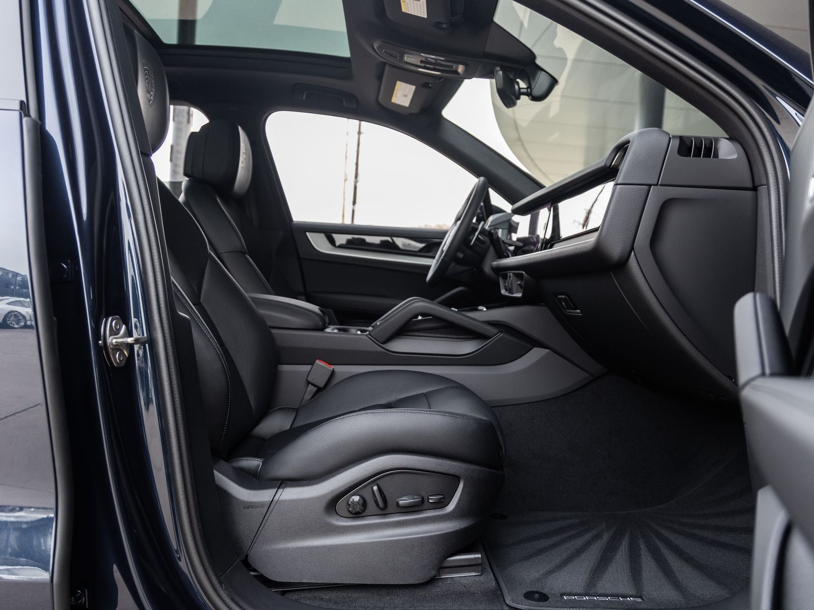 2026 Porsche Cayenne AWD