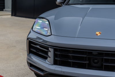 2024 Porsche Cayenne AWD