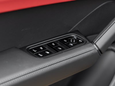 2025 Porsche Cayenne AWD