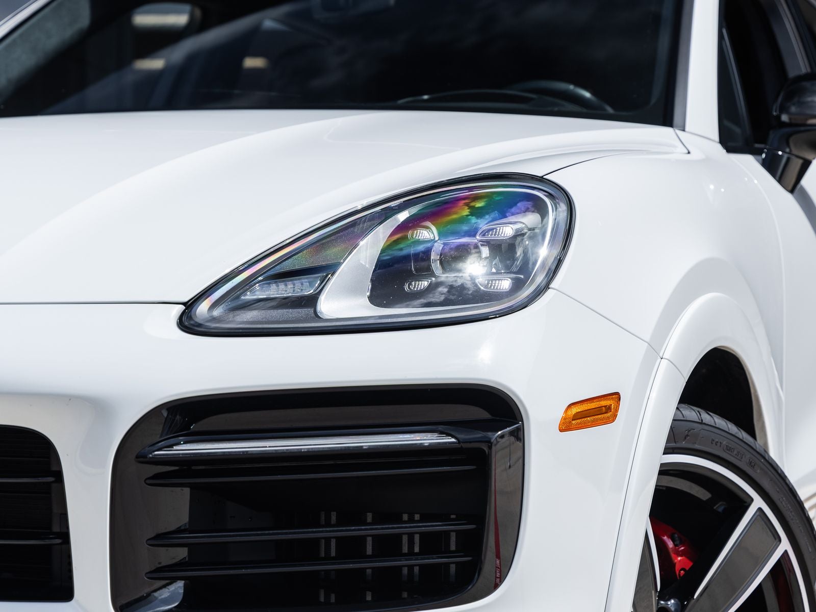 2023 Porsche Cayenne Platinum Edition