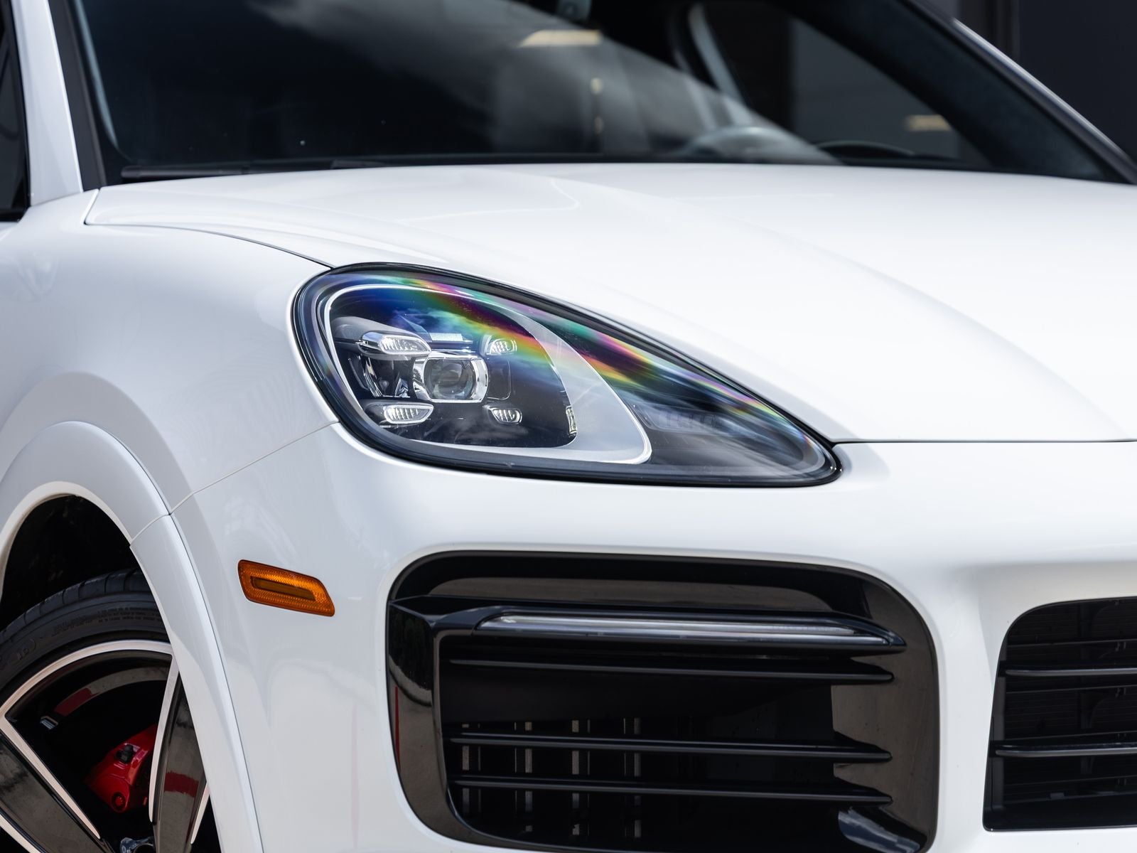 2023 Porsche Cayenne Platinum Edition