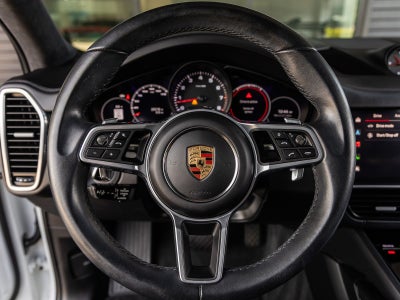 2023 Porsche Cayenne Platinum Edition