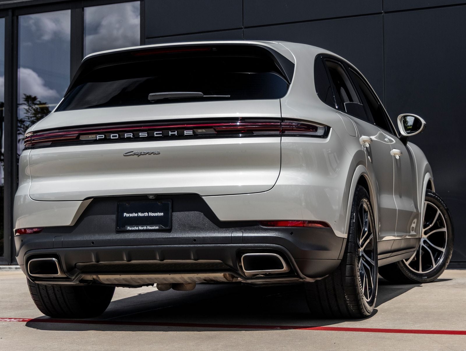 2024 Porsche Cayenne Base