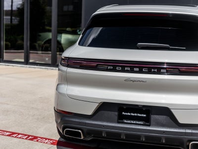 2024 Porsche Cayenne Base