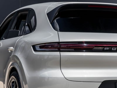 2024 Porsche Cayenne Base