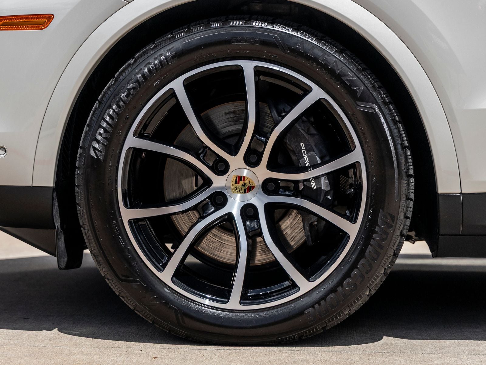 2024 Porsche Cayenne Base