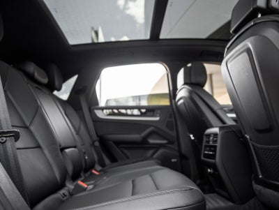 2024 Porsche Cayenne Base