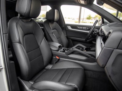 2024 Porsche Cayenne Base