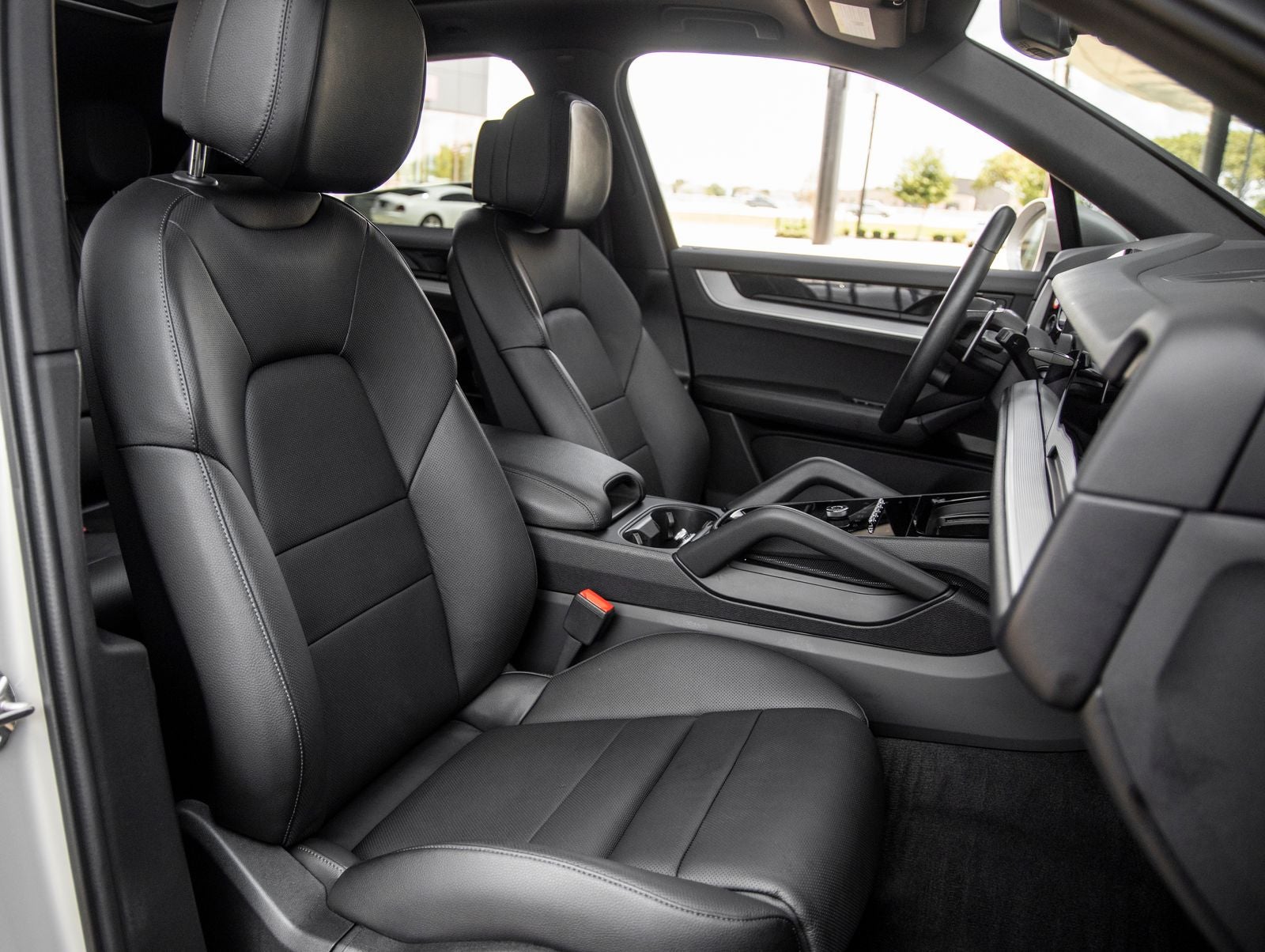 2024 Porsche Cayenne Base