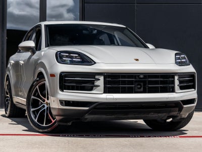 2024 Porsche Cayenne Base