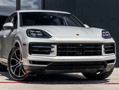 2024 Porsche Cayenne Base