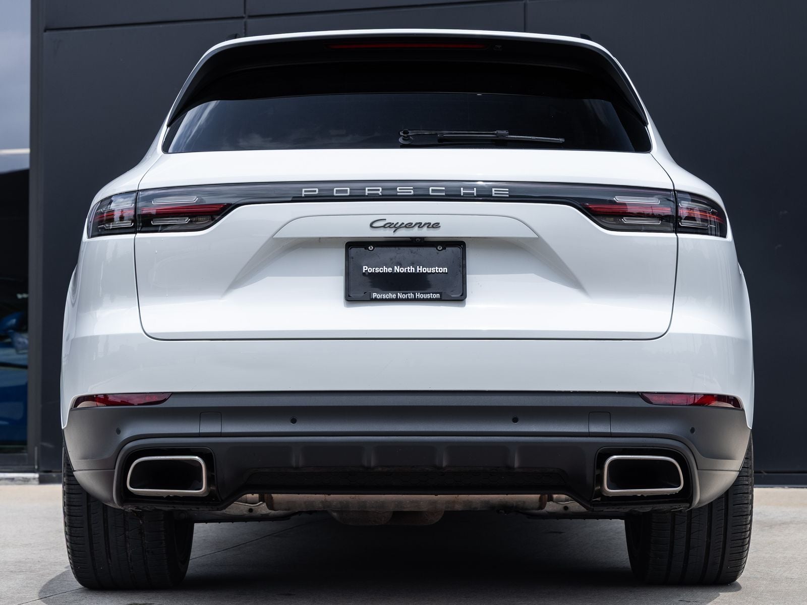 2023 Porsche Cayenne Platinum Edition
