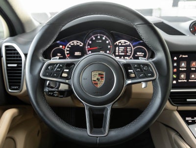 2023 Porsche Cayenne Platinum Edition