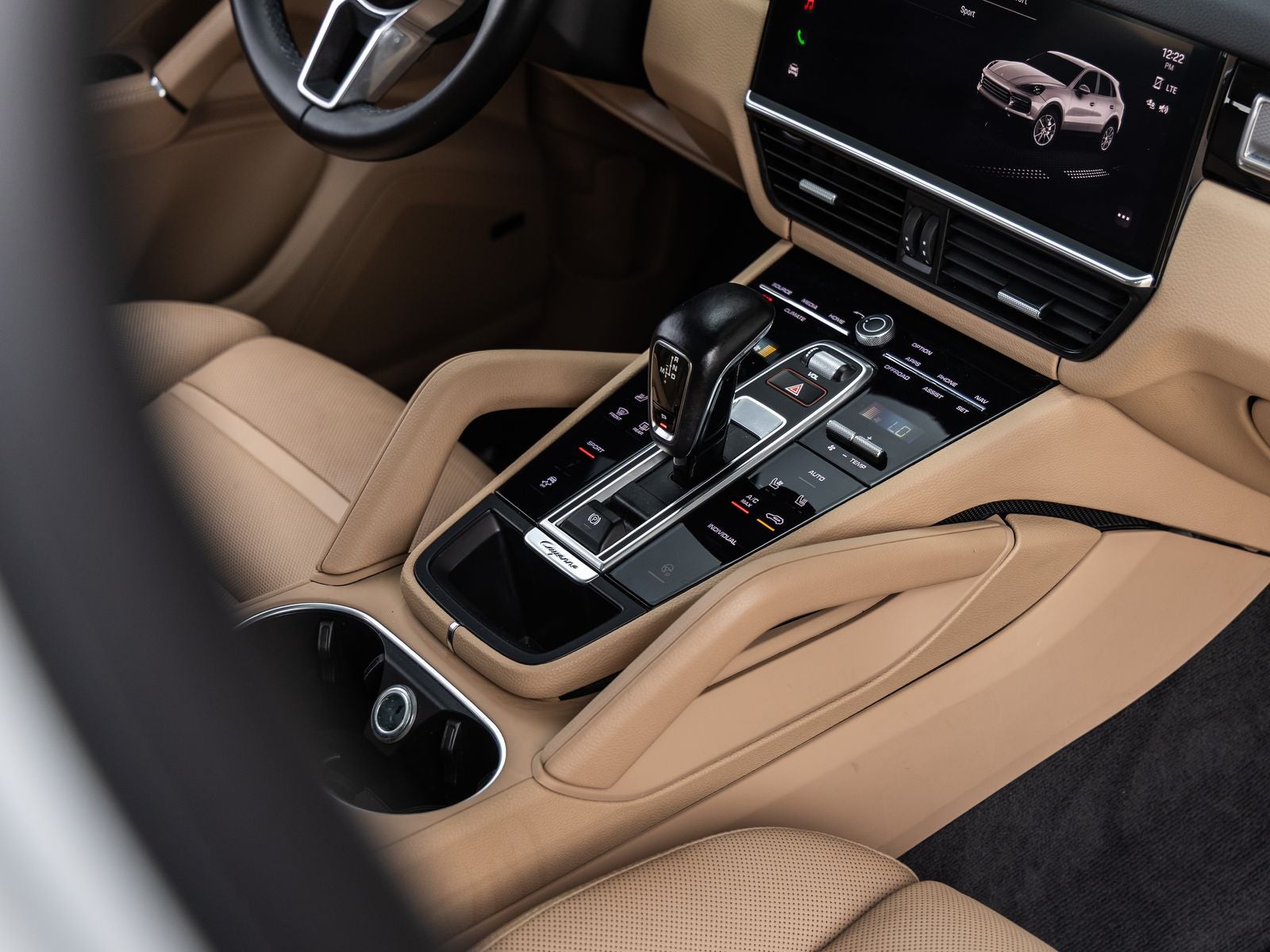 2023 Porsche Cayenne Platinum Edition