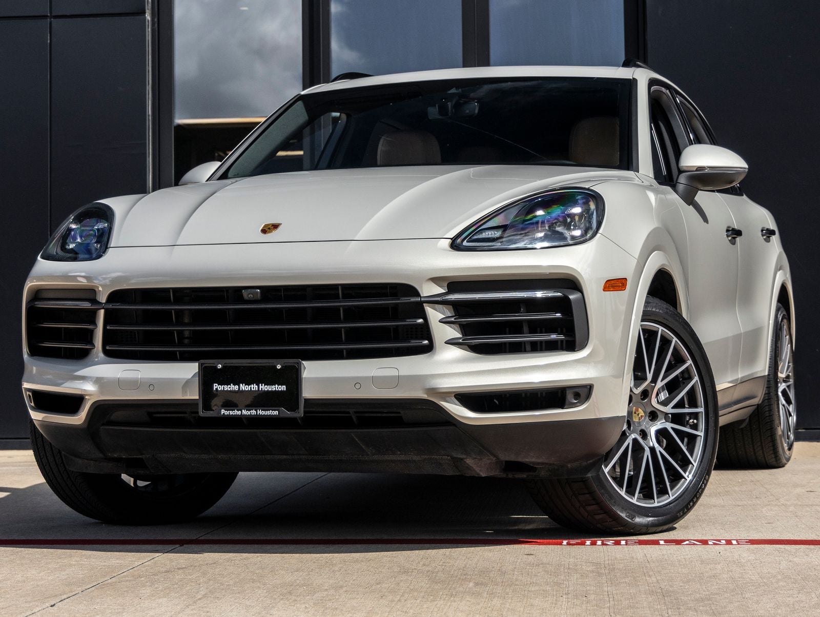 2023 Porsche Cayenne Base