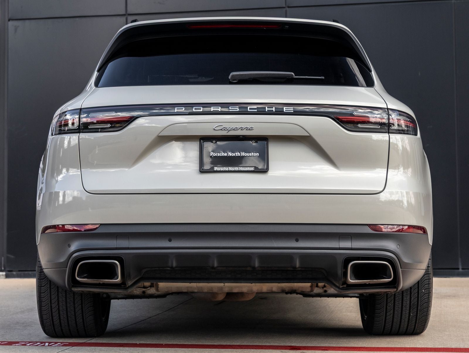 2023 Porsche Cayenne Base