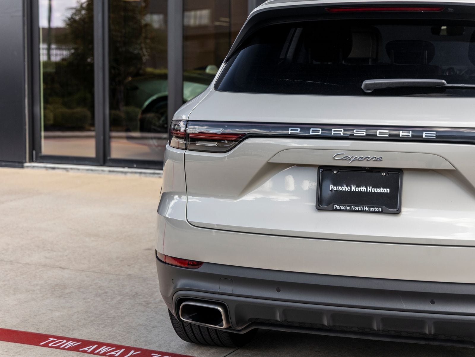 2023 Porsche Cayenne Base