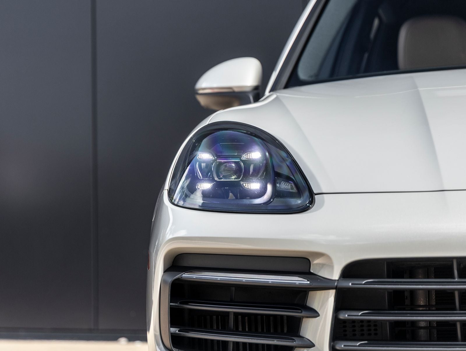 2023 Porsche Cayenne Base