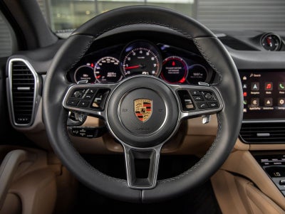 2023 Porsche Cayenne Base