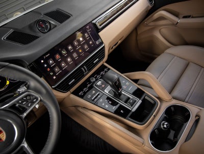 2023 Porsche Cayenne Base
