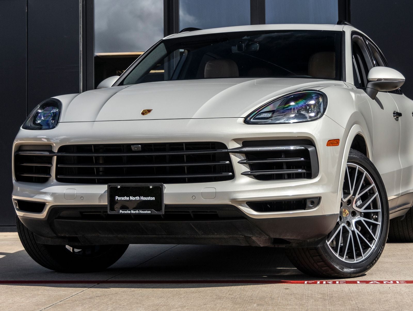 2023 Porsche Cayenne Base