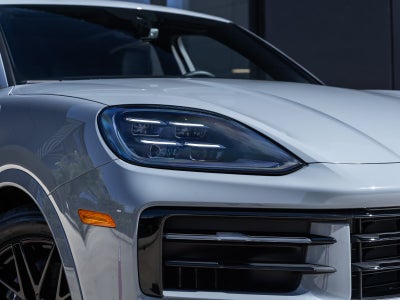 2026 Porsche Cayenne AWD