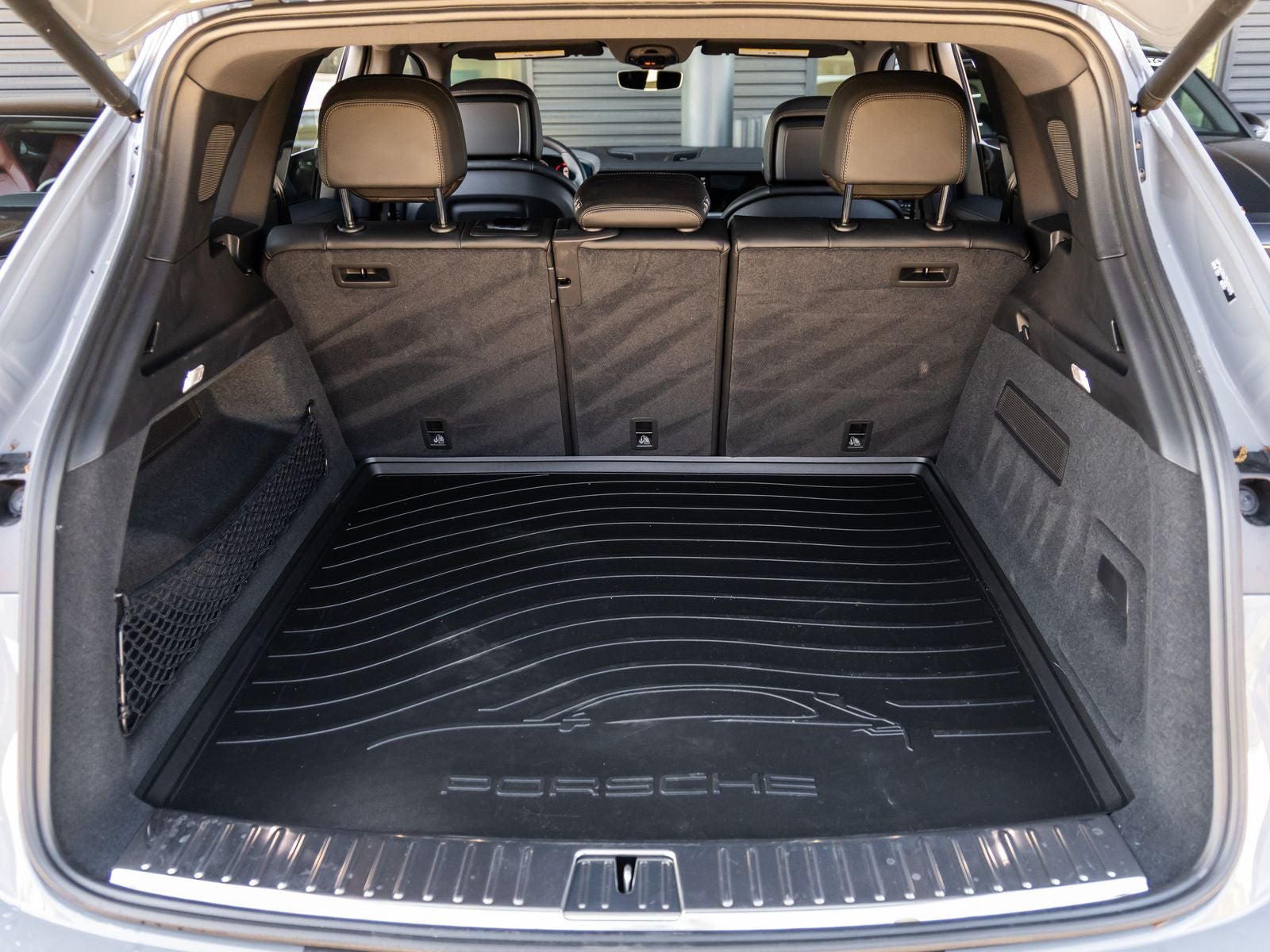 2026 Porsche Cayenne AWD