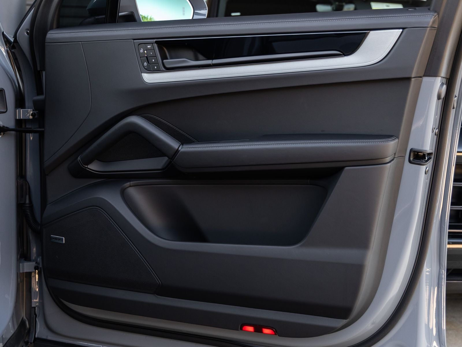 2026 Porsche Cayenne AWD