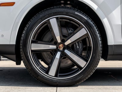 2025 Porsche Cayenne Cayenne